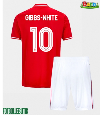 Nottingham Forest Morgan Gibbs-White #10 Hemmaställ Barn 2025-26 Kortärmad (+ Korta byxor)
